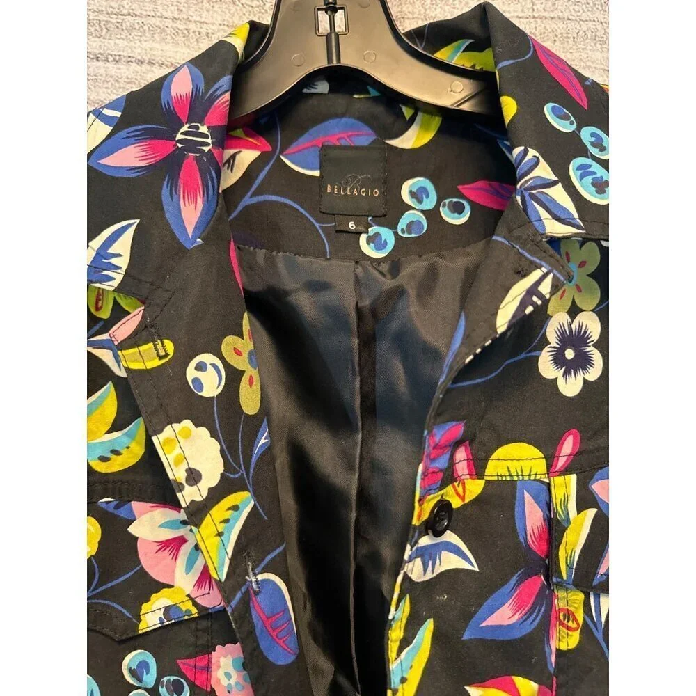 Bellagio Floral Cropped Button Down Jacket Size 6 - Picture 2 of 3